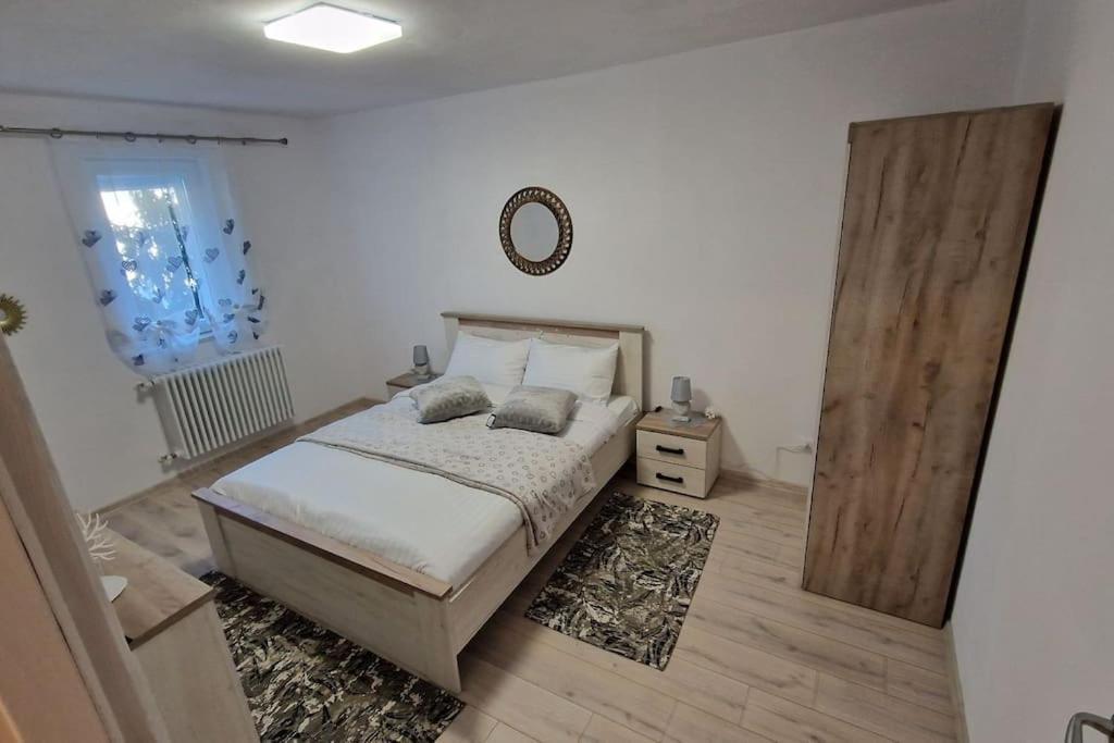 Apartament Coco Codlea Dış mekan fotoğraf